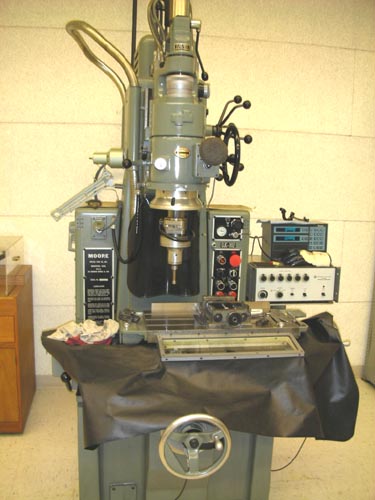 Moore G-18 Jig Grinder - P11778