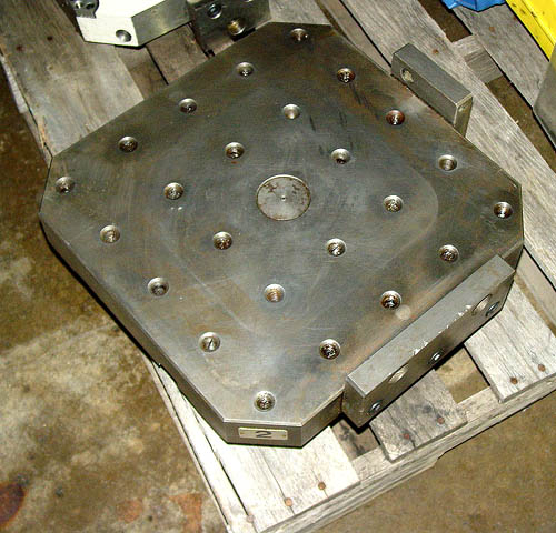 MAKINO A-55 PALLET FOR SALE