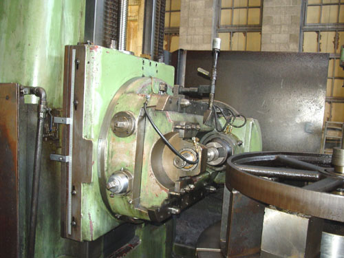 70.8 Nihon Kikai Universal Gear Hobber For Sale