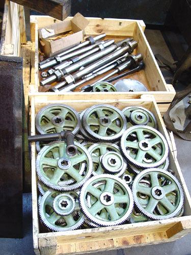 70.8 Nihon Kikai Universal Gear Hobber For Sale