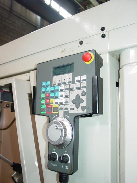Cincinnati Arrow 500 Vertical Machining Center