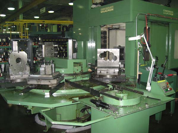 Cincinnati Maxim Horizontal Machining Center