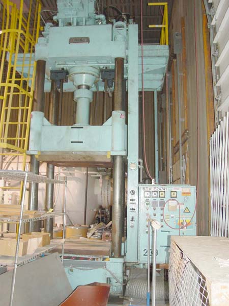 200 TON DAKE FOR SALE 4-POST HYDRAULIC PRESS