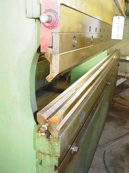 90 TON x 10' CINCINNATI-INC FOR SALE HYDRAULIC PRESS BRAKE