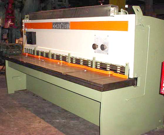 Donewell FOR SALE Hydraulic Power Squaring Shear