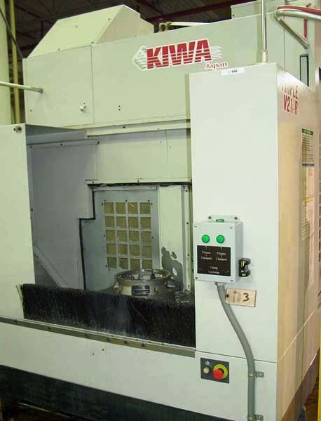 KIWA JAPAN TRIPLE V21i FOR SALE 2-PALLET CNC MILL CNC VERTICAL MACHINING CENTER