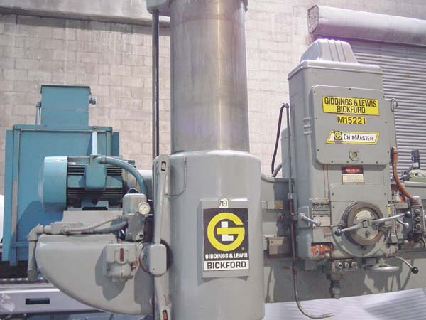 8' x 19" GIDDINGS & LEWIS FOR SALE RADIAL DRILL