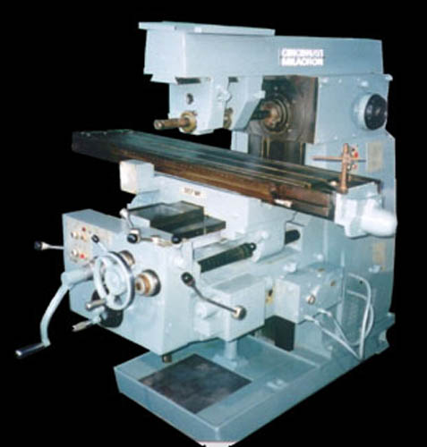 207-14 Cincinnati Horizontal Mill - P10736