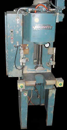6 Ton Denison Hydrauilic Press - Nice P10906