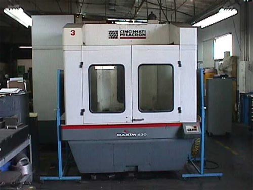 Cincinnati Milacron Maxim 630 - P11255