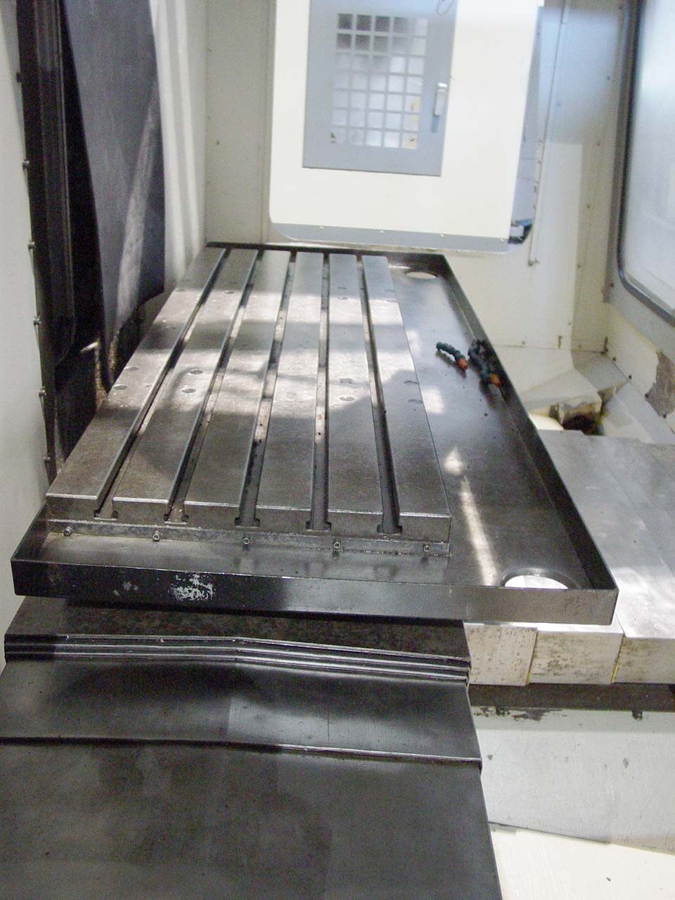 Haas VF-4 CNC Mill CNC Vertical Machining Center  for sale