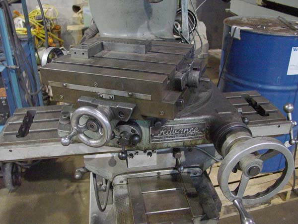  Bridgeport Vertical Mill with rotary table For Sale