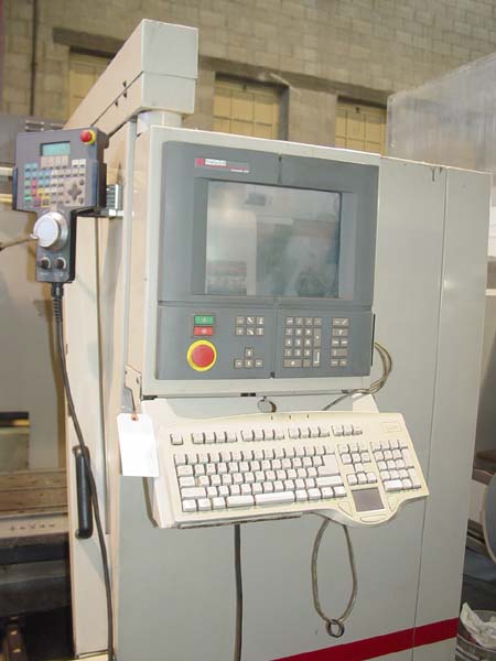 CINCINNATI Arrow 1000 CNC Vertical Machining Center