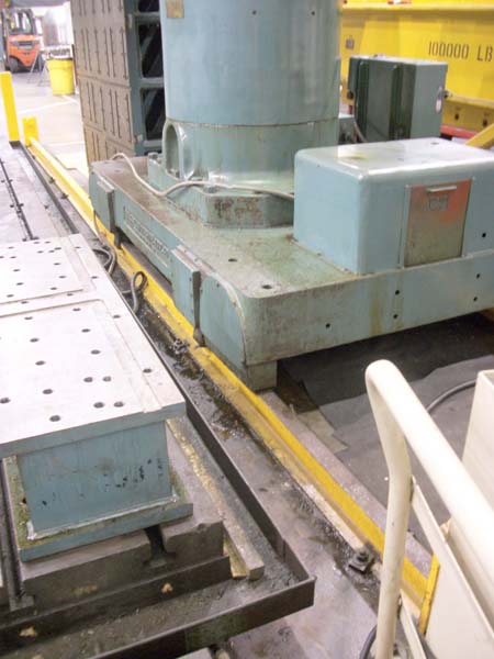 10' x 26" Carlton Traveling base Radial Arm Drill Big Drill for sale