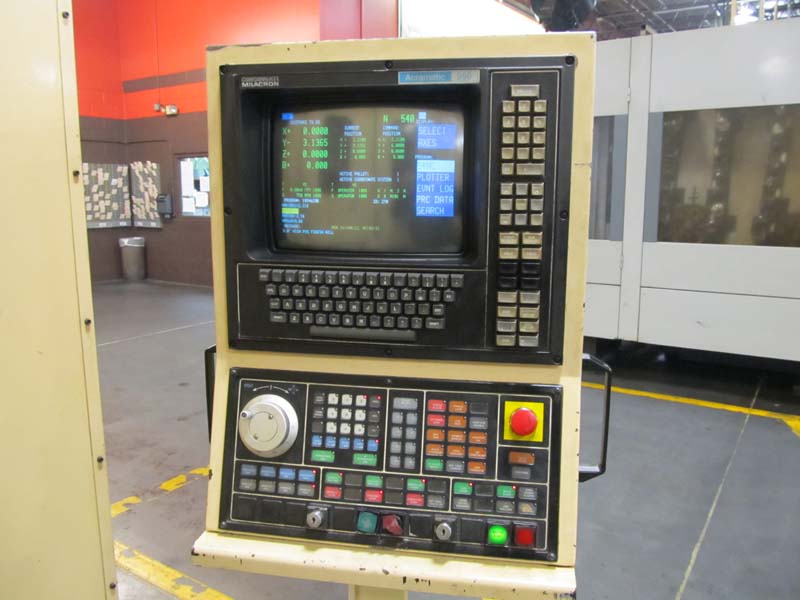Cincinnati 40" Pallet CNC Horizontal Machining Center CNC Mill for sale
