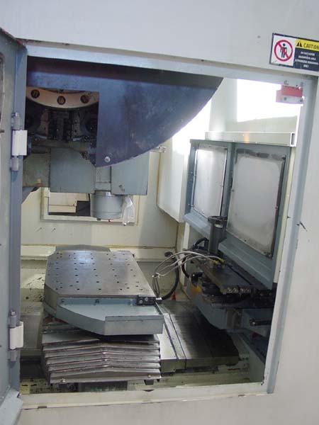 Leadwell FMC-560 CNC Vertical Machining Center 2 pallet cnc vertical mill for sale