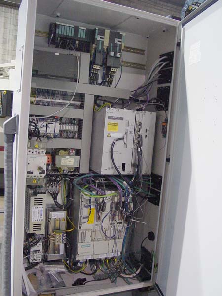 CINCINNATI Arrow 500 CNC Mill CNC Vertical Machining Center  for sale