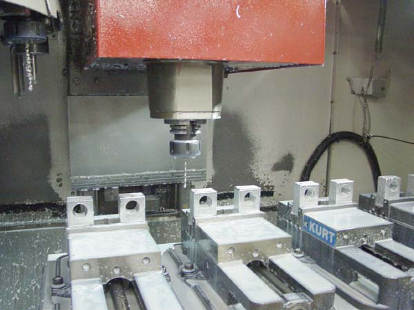 Cincinnati Arrow 1250 CNC Vertical Machining Center 2 pallet vertical mill  for sale