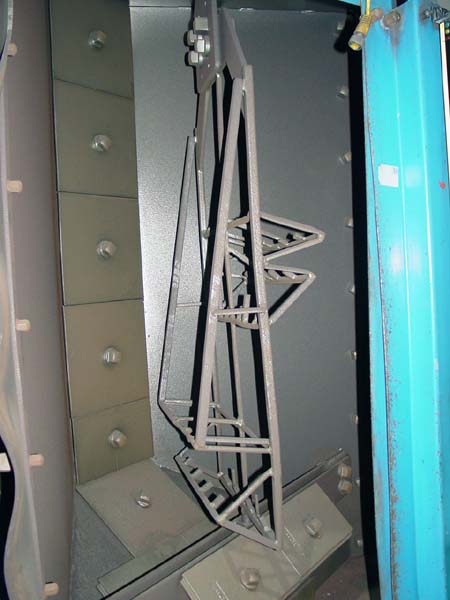 WHEELABRATOR 4 CHAMBER HANGER SPINNER SHOT BLASTER