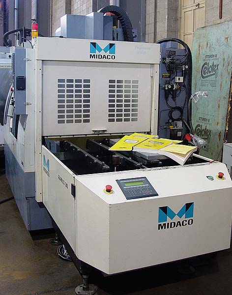 Leadwell V-30 30 x 16 CNC Vertical Machining Center CNC Mill  for sale
