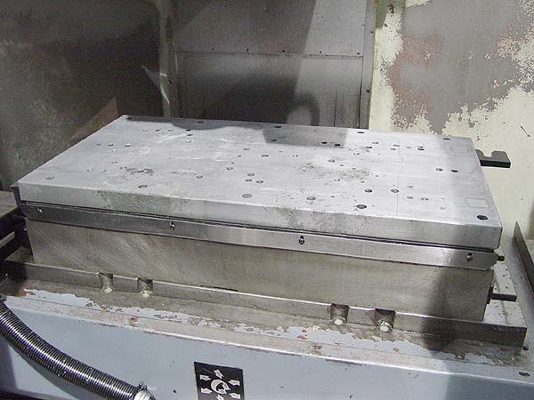 Leadwell V-30 30 x 16 CNC Vertical Machining Center CNC Mill  for sale