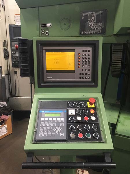 Tos Varnsdorf WHN 105NC Horizontal Boring Mill, Tos WHN Horizontal Boring Mill, 4" CNC Horizontal Boring Mill, Used Table Type Boring Mill For Sale, Toshiba, Kuraki