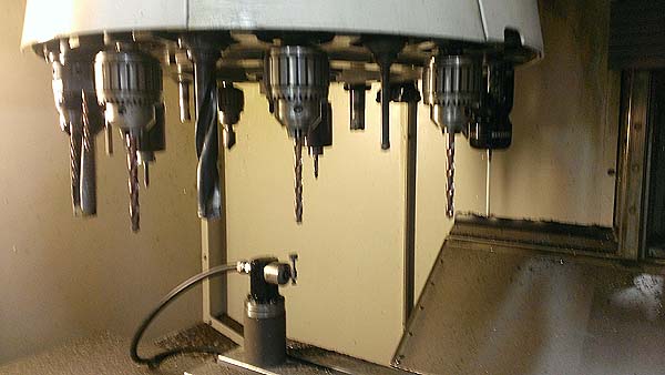 Cincinnati Arrow 500 CNC Vertical Machining Center CNC Mill  for sale