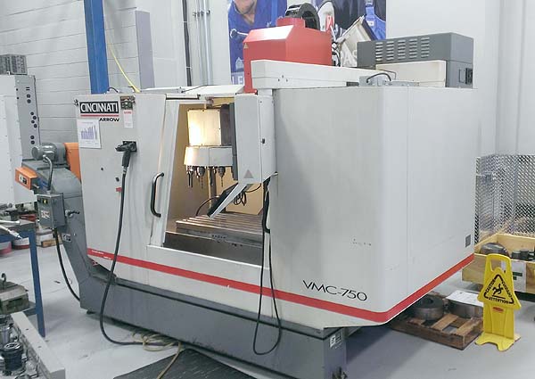 Cincinnati Arrow 500 CNC Vertical Machining Center CNC Mill  for sale