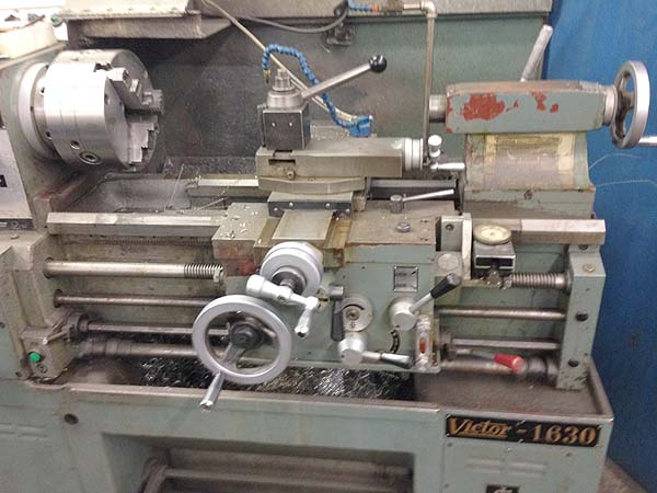 16" x 30" Victor Engine Lathe For Sale 