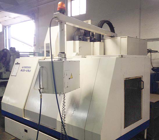 Daewoo Ace V50 CNC Vertical Machining Center CNC Mill for sale