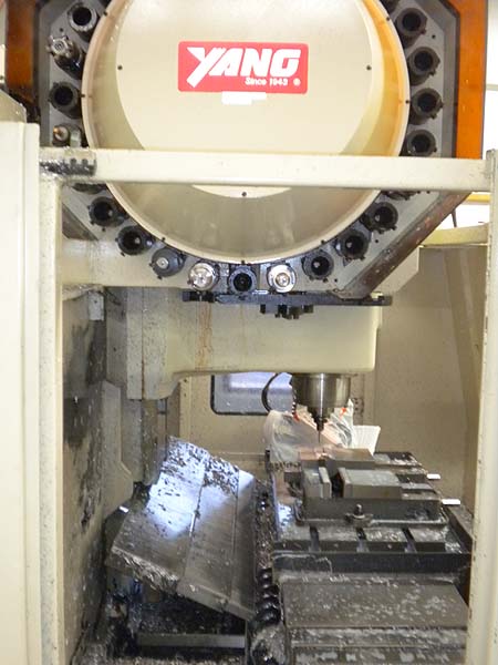 Yang MV-3A CNC Vertical Machining Center CNC Mill for sale