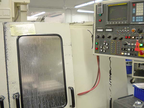 Yang MV-3A CNC Vertical Machining Center CNC Mill for sale