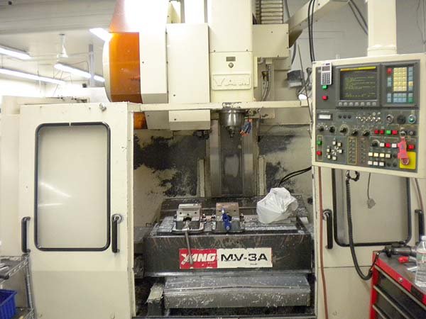 Yang MV-3A CNC Vertical Machining Center CNC Mill for sale