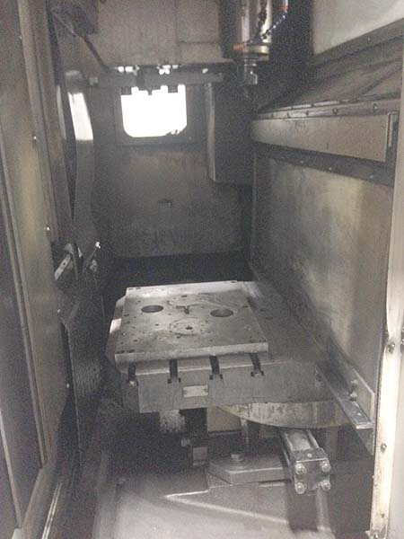 Daewoo DVM-400 2 Pallet CNC Vertical Machining Center For Sale