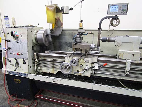 22" x 80" Willis Model MJ2280 Colchester Style Lathe  for sale