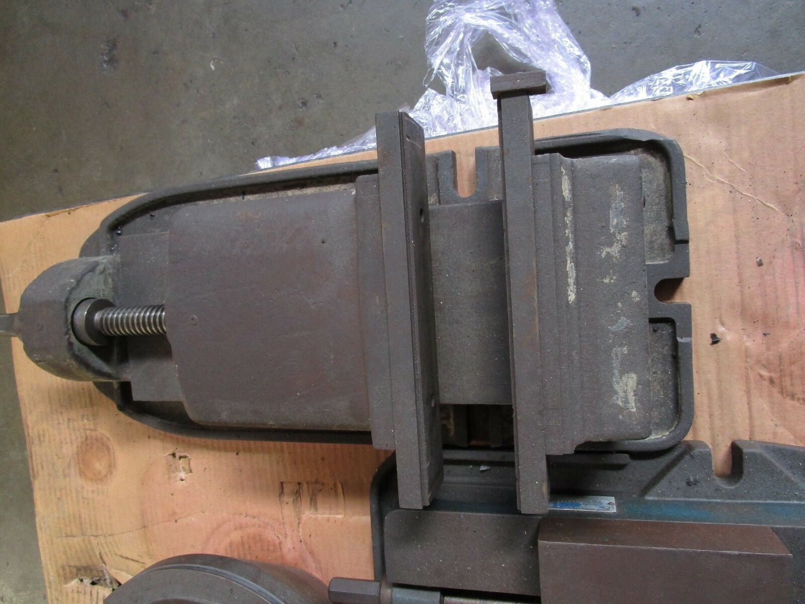 Used 8" Machine Vise for sale