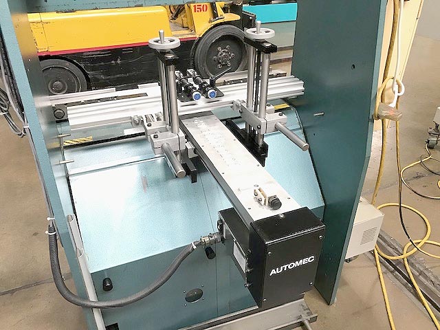 Used 35 TON AMADA RG35S PRESS BRAKE For Sale