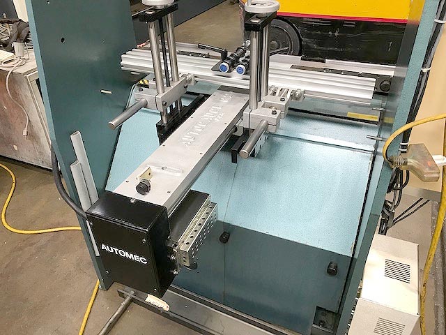 Used 35 TON AMADA RG35S PRESS BRAKE For Sale