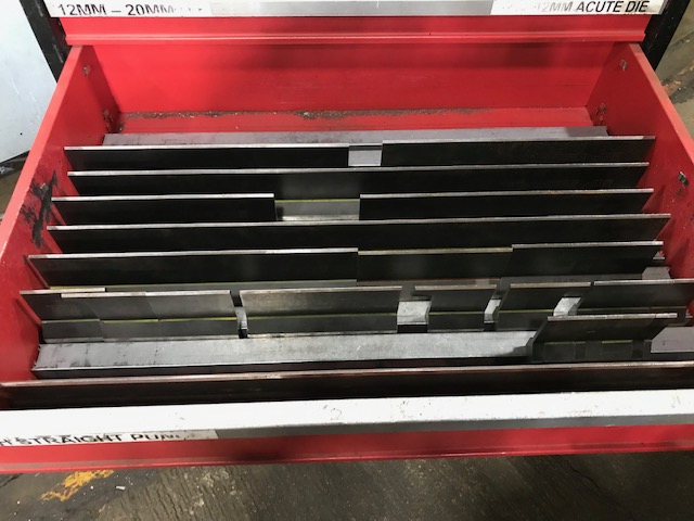 Amada HFE-80-25S CNC Hydraulic Press Brake, 80 Ton x 8' Amada CNC Press Brake, 8' 8-Axis CNC Press Brake, 8' used Hydraulic Press Brake For Sale, Cincinnati