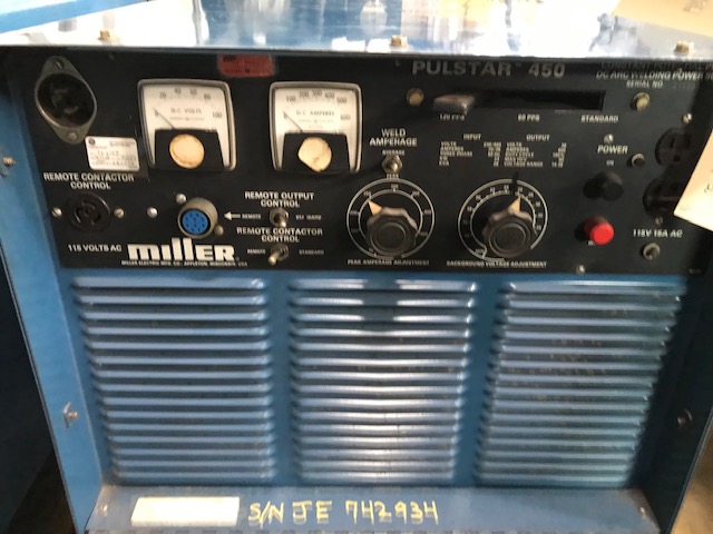 Miller 450 amp Pulstar 450 Constant Potential DC Mig Welder