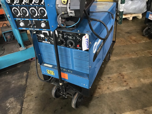 Miller 450 amp Pulstar 450 Constant Potential DC Mig Welder